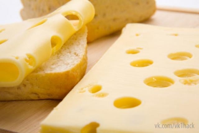Чтобы нарезанный сыр не засыхал в холодильнике