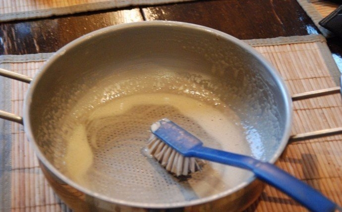 Чистим сковородки до блеска